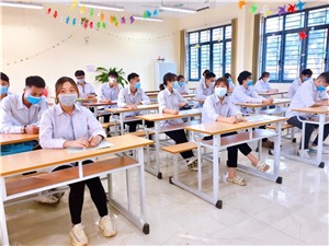 Ngày thi đầu tiên kỳ thi tốt nghiệp THPT năm 2021 an toàn, đúng quy chế